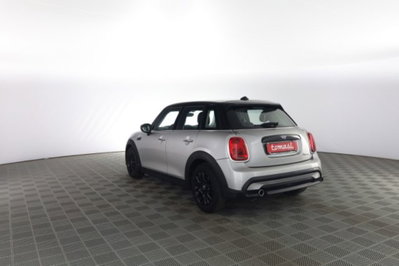 MINI Mini 1.5 Cooper Classic 5 porte (6)