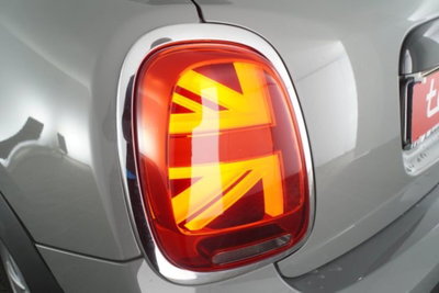 MINI Mini 1.5 Cooper Essential 5 porte (17)