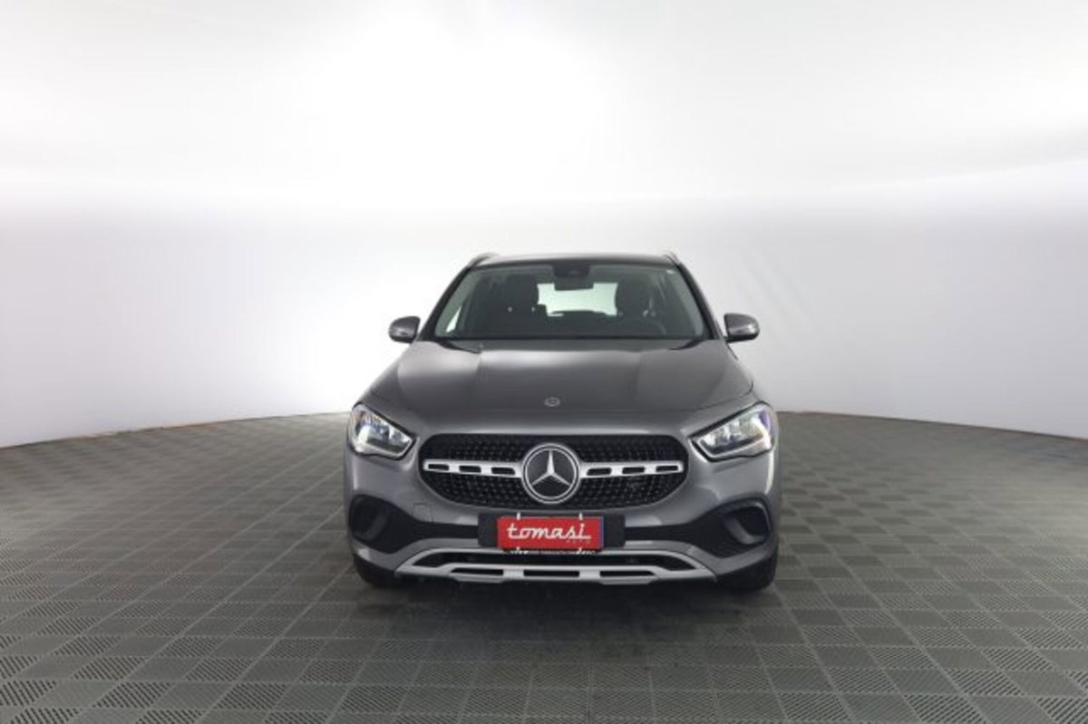 Mercedes-Benz CLA Shooting Brake 200 d Automatic Shooting Brake Business