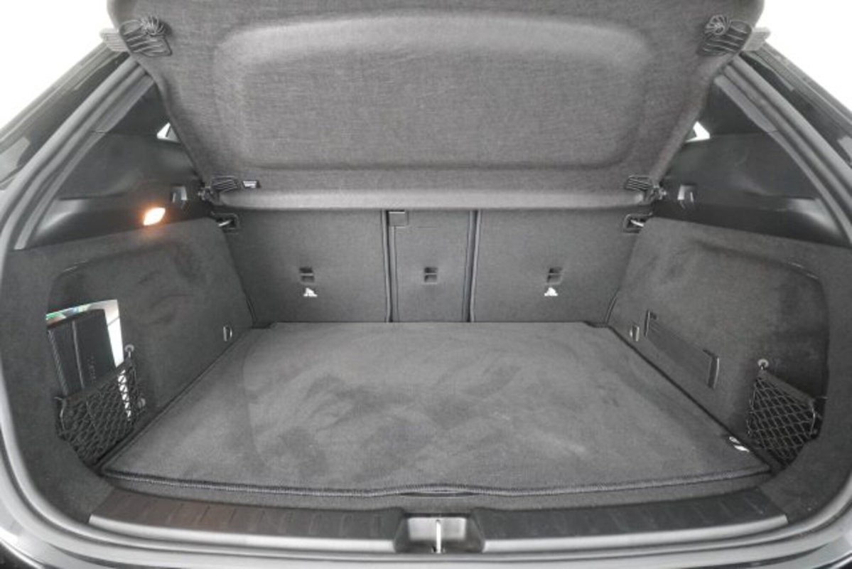 Mercedes-Benz CLA Shooting Brake 200 d Automatic 4Matic Shooting Brake Sport (14)
