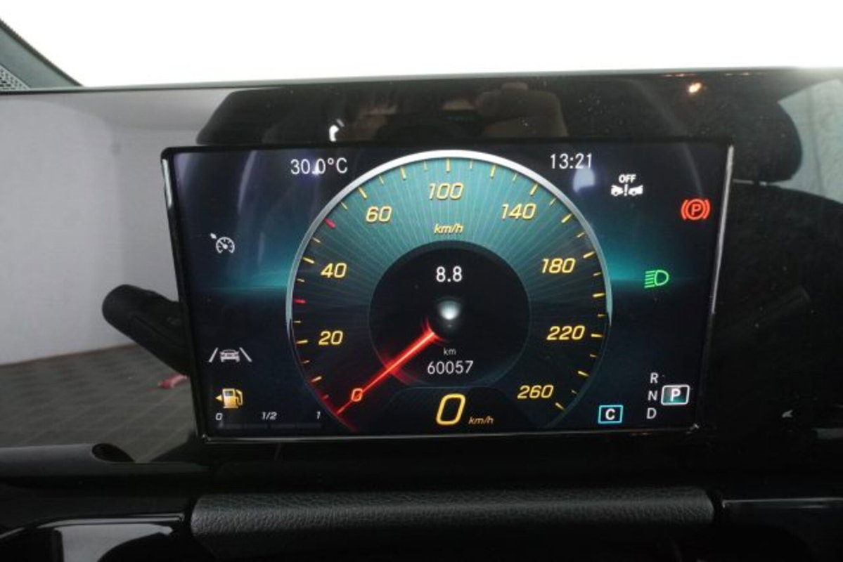 Mercedes-Benz CLA Shooting Brake 200 d Automatic 4Matic Shooting Brake Sport (15)