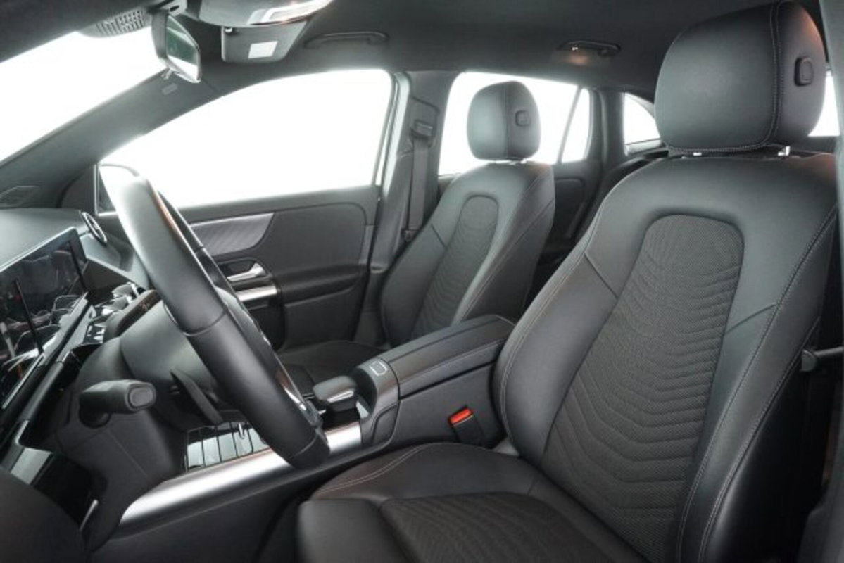 Mercedes-Benz CLA Shooting Brake 200 d Automatic 4Matic Shooting Brake Sport (10)