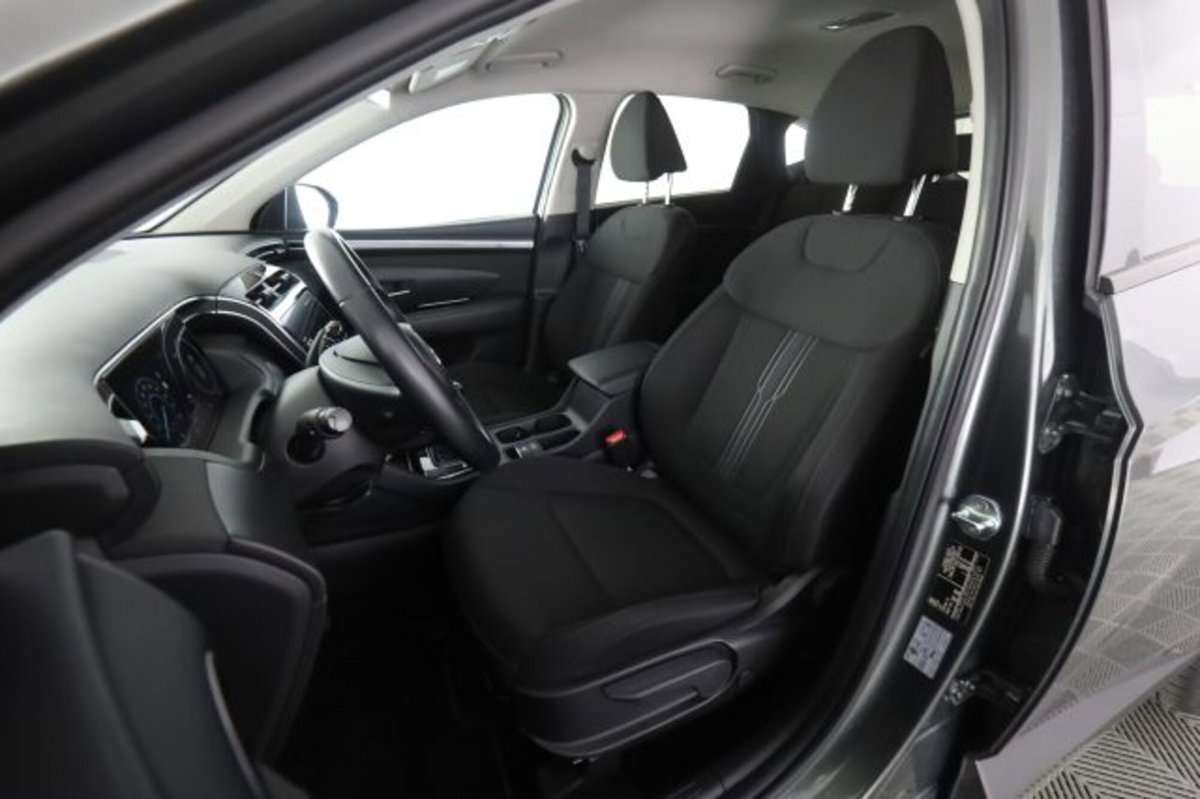 Hyundai Tucson 1.6 crdi 48V Xline 2wd dct (10)