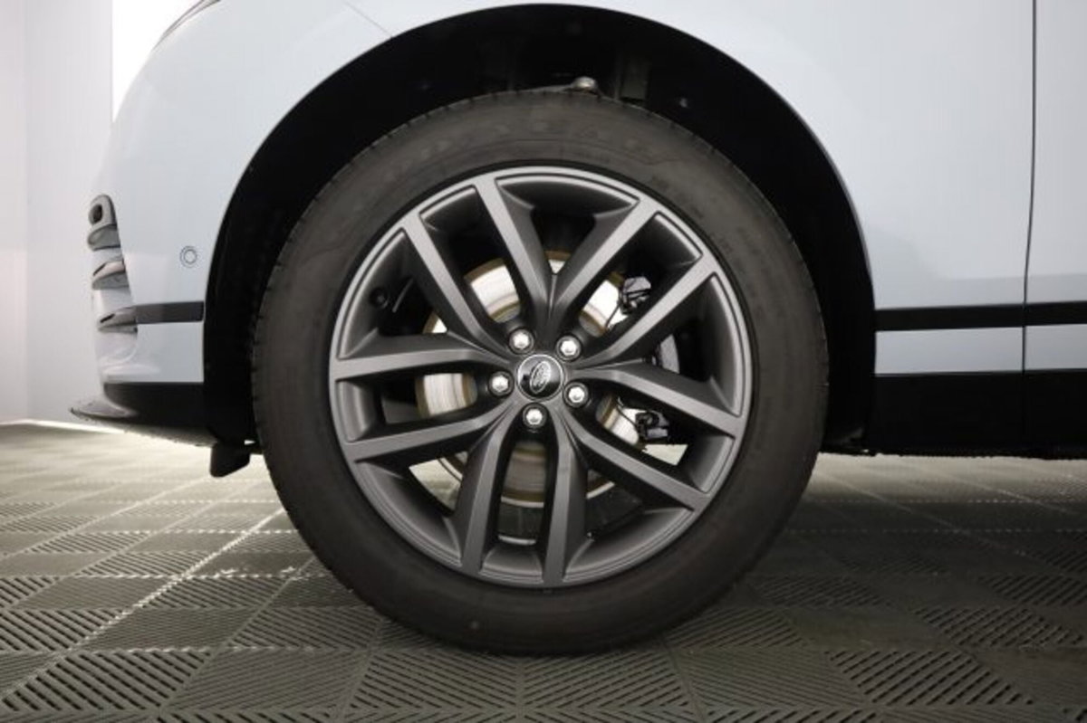 Land Rover Range Rover Velar 2.0D I4 204 CV (16)