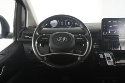 Hyundai Staria 2.2 awd auto (14)