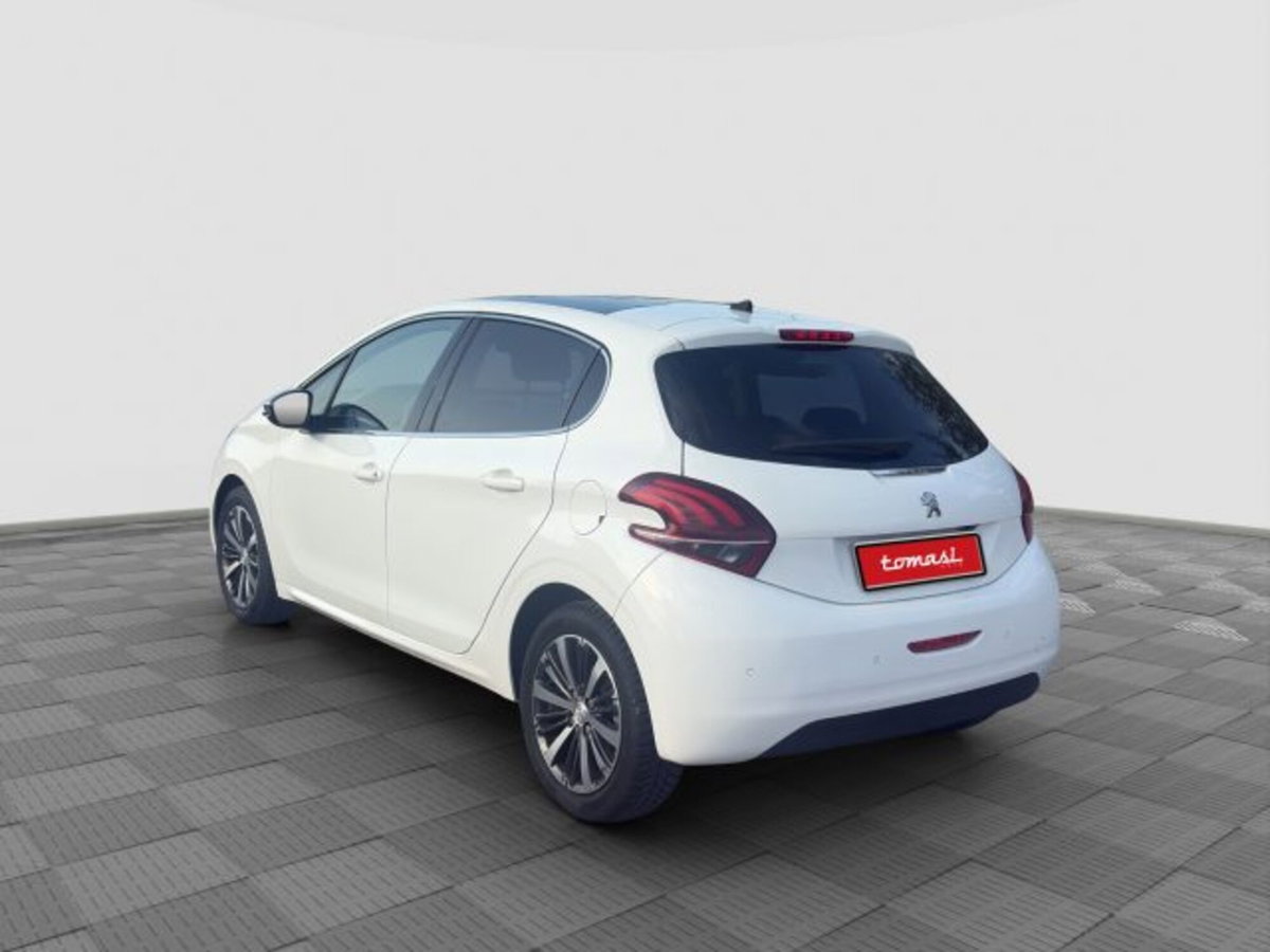 Peugeot 208 100 5 porte Allure (3)