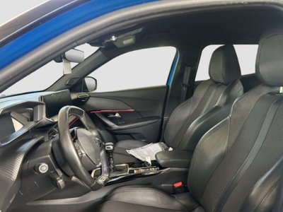 Peugeot 2008 BlueHDi 110 S&S GT (9)