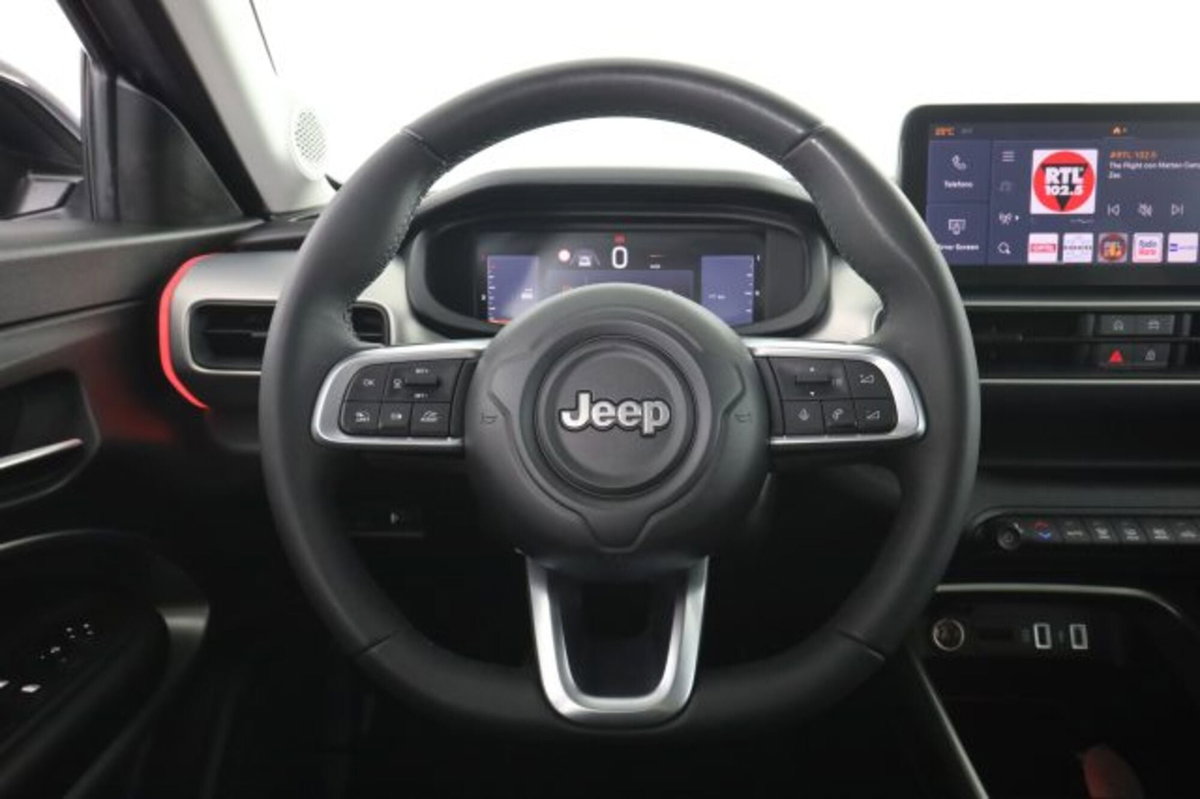 Jeep Avenger 1.2 turbo Summit fwd 100cv (5)