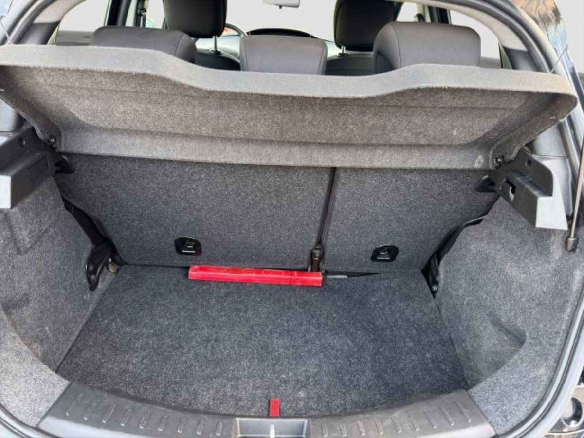 Lancia Ypsilon 1.0 FireFly 5 porte S&S Hybrid Ecochic Silver (14)