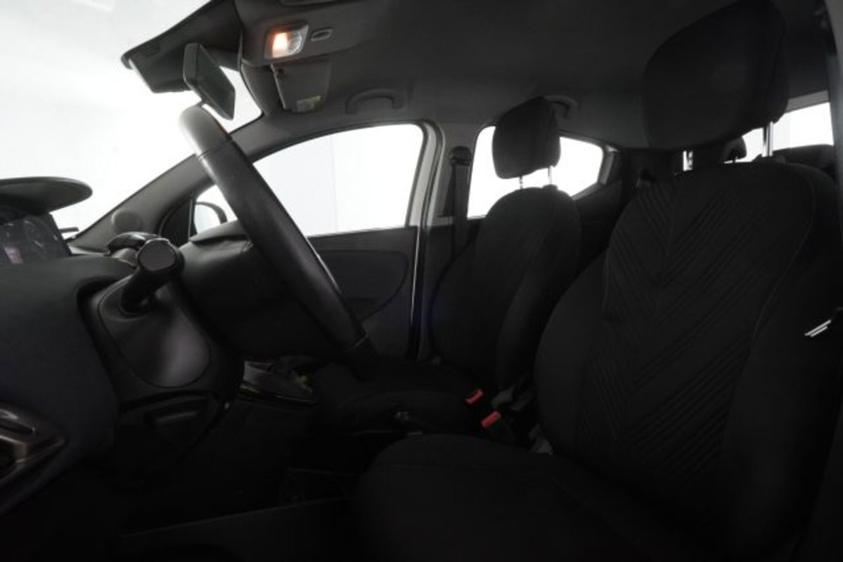Lancia Ypsilon 1.0 FireFly 5 porte S&S Hybrid Ecochic Gold (10)