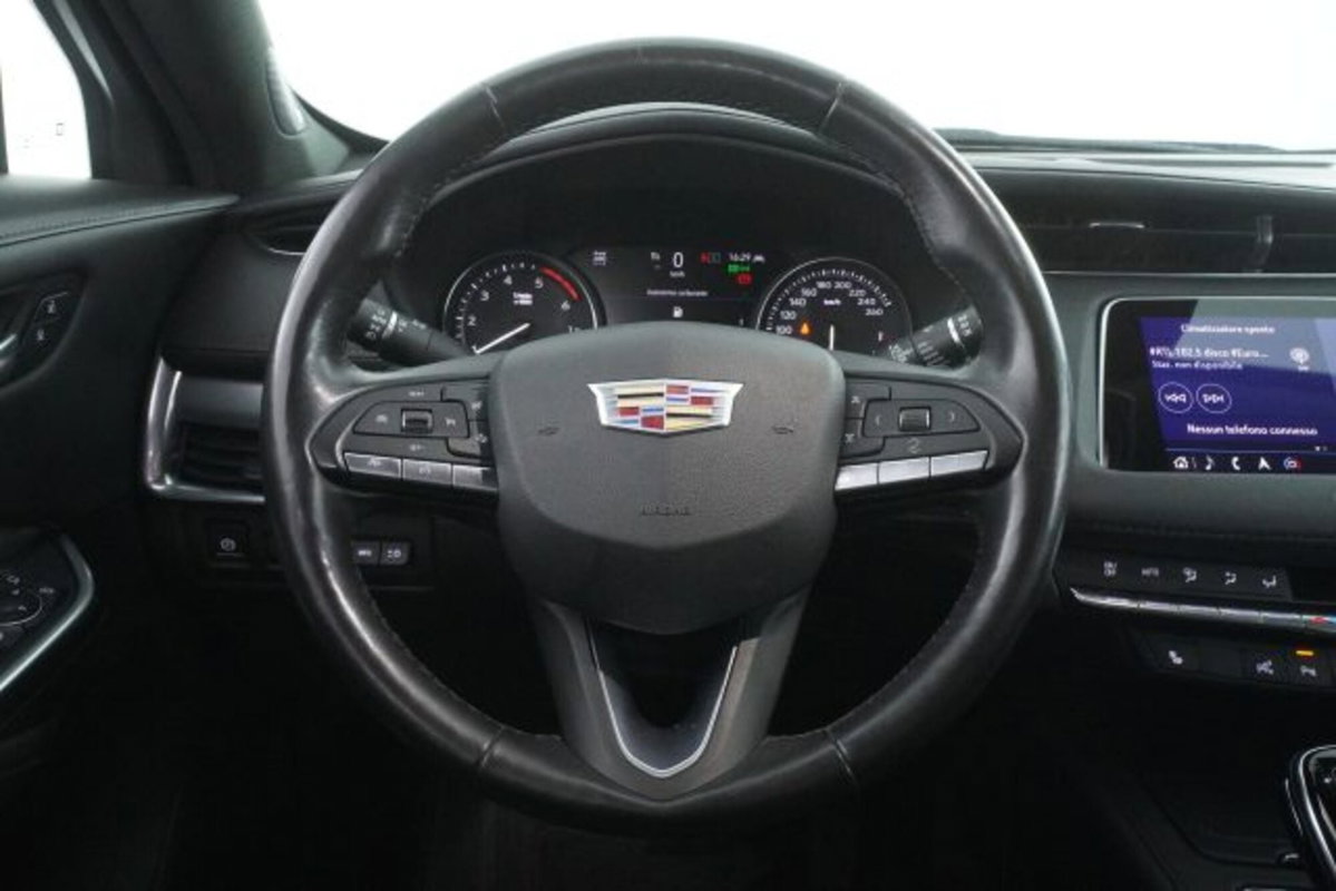 Cadillac XT4 XT4 350 TD AWD Premium Luxury (13)
