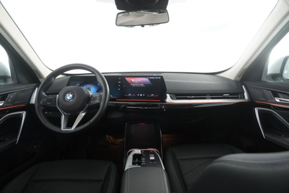 BMW X1 sDrive 18d xLine (4)