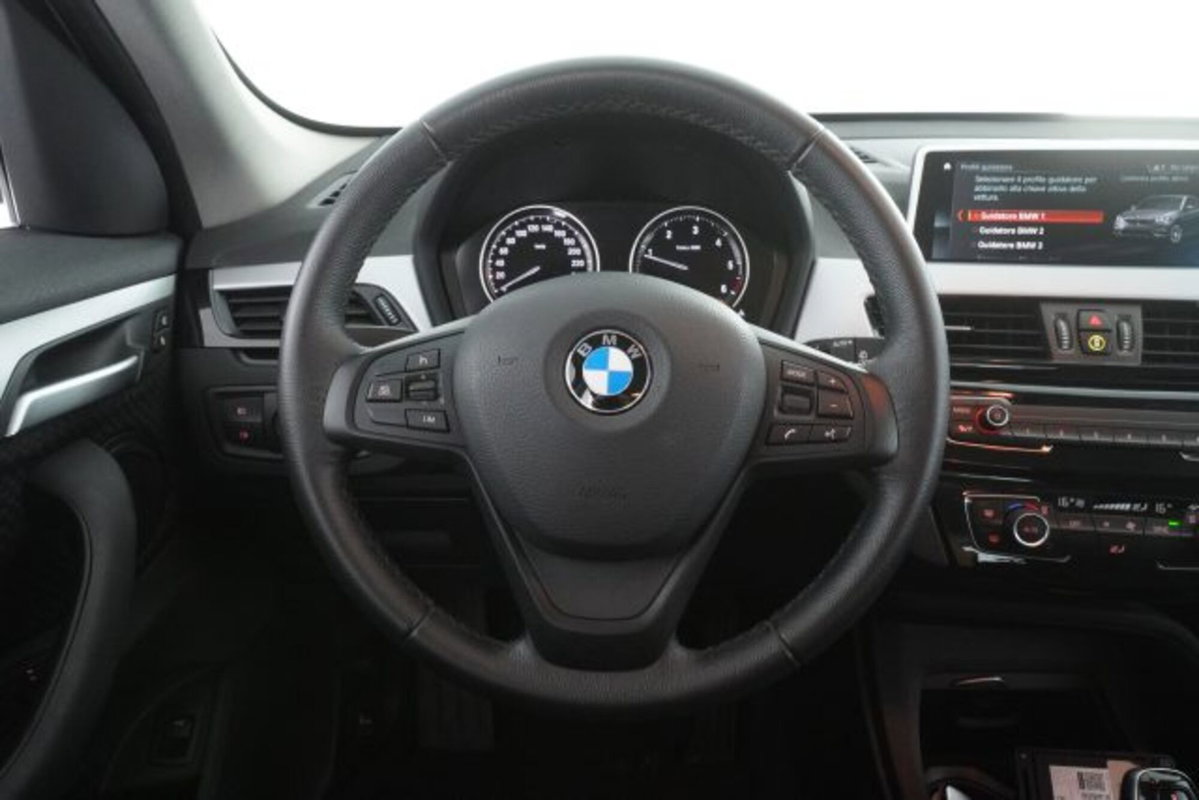 BMW X1 xDrive20d Business Advantage (13)