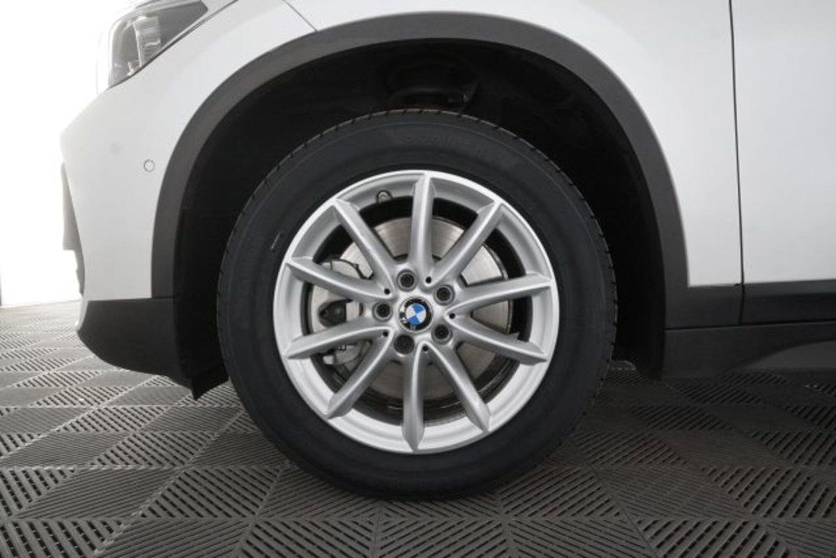 BMW X1 xDrive20d Business Advantage (16)