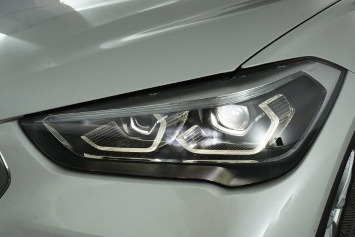 BMW X1 xDrive20d Business Advantage (17)