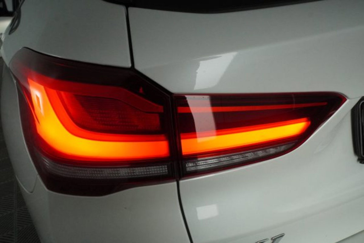 BMW X1 xDrive20d Business Advantage (18)