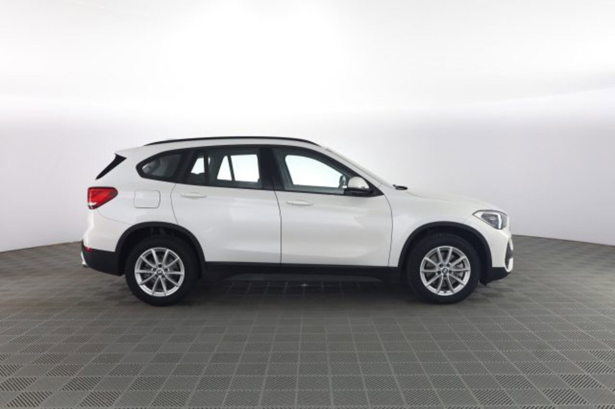 BMW X1 xDrive20d Business Advantage (3)