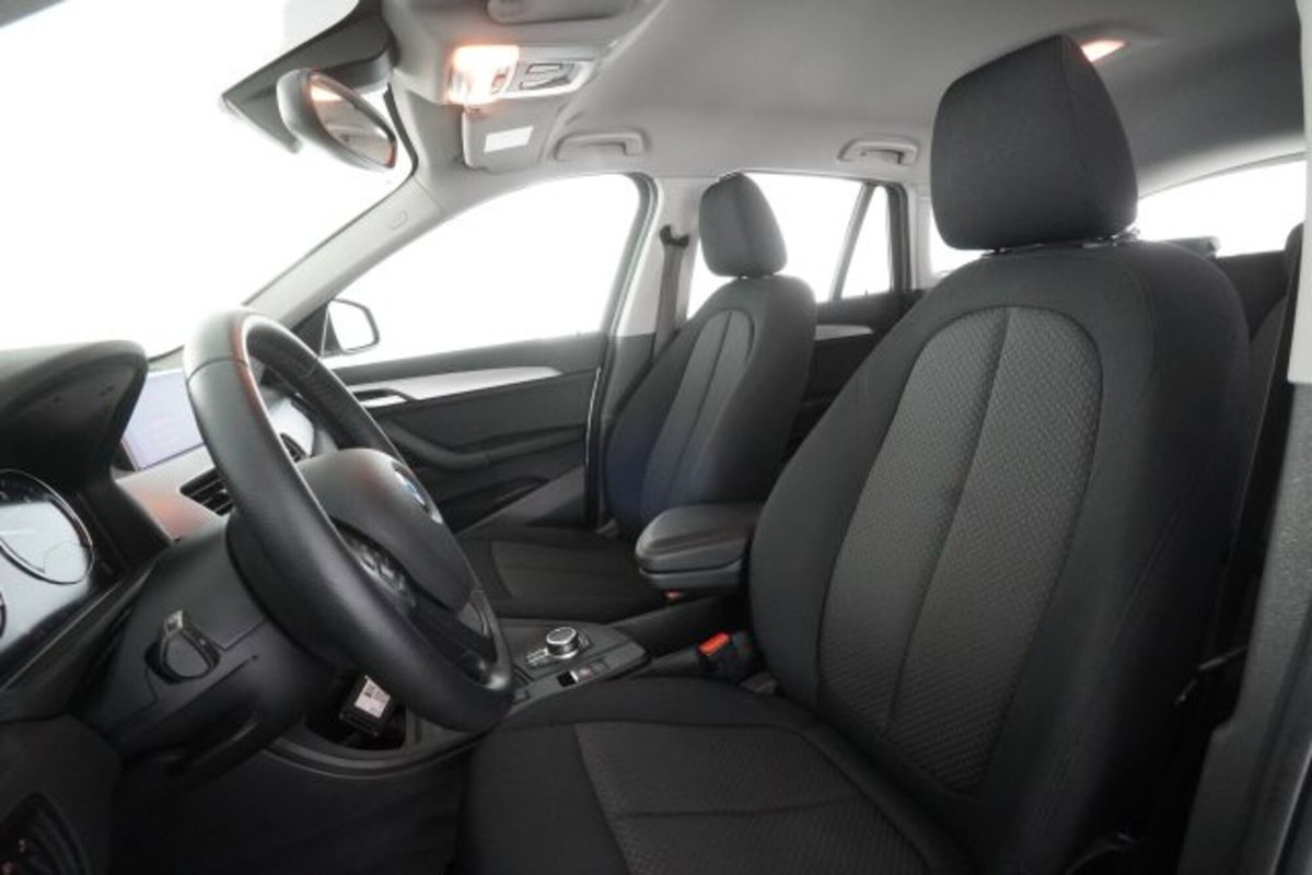 BMW X1 xDrive20d Business Advantage (10)
