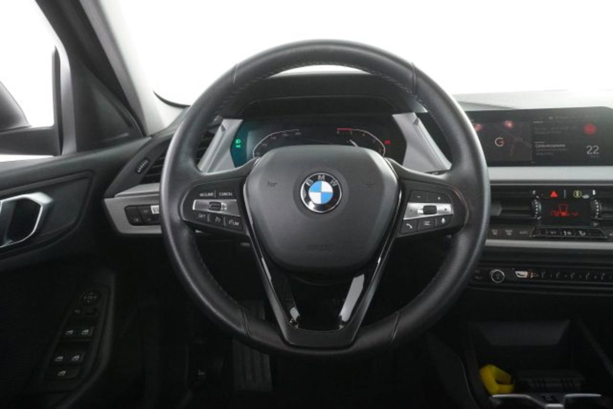 BMW Serie 1 116d 2.0 116CV cat 5 porte.It DPF (5)