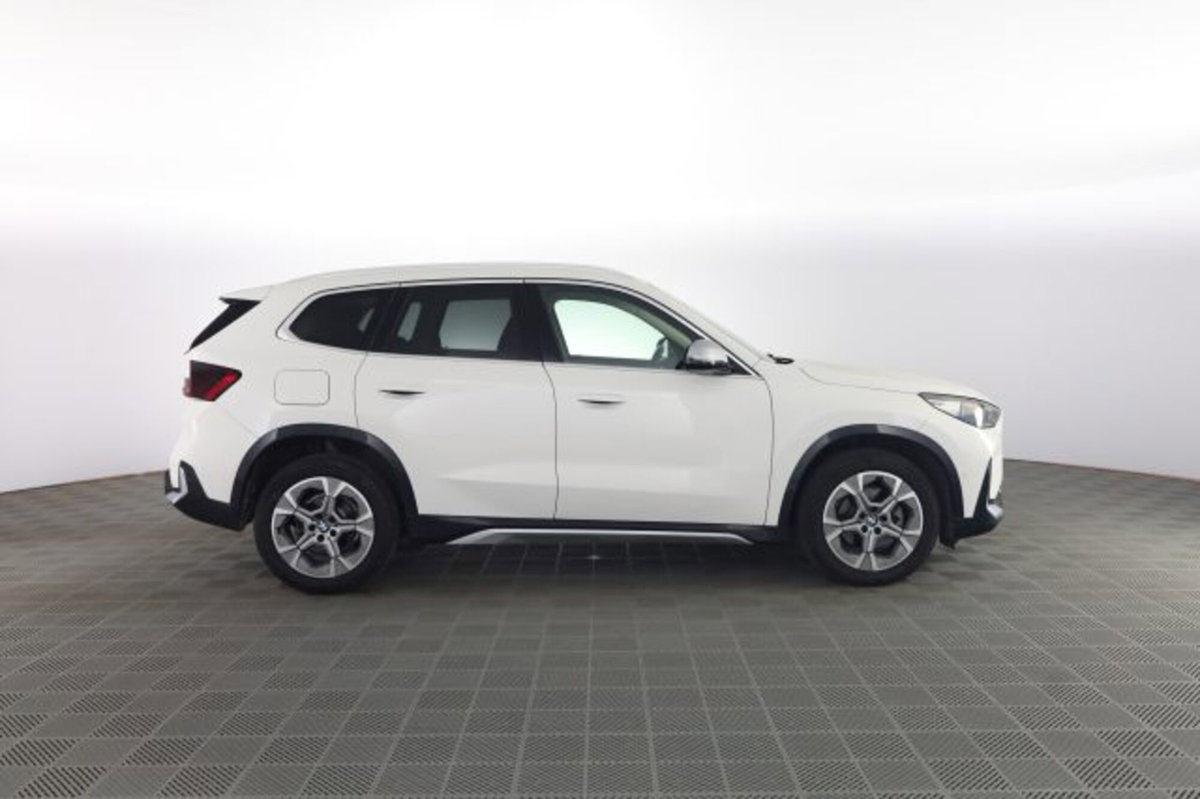 BMW X1 sDrive 18d xLine (3)
