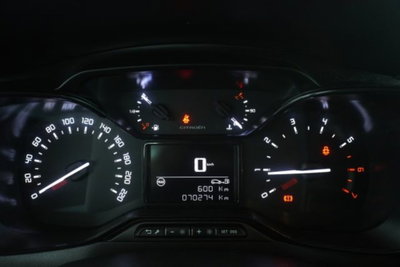 Citroen C3 PureTech 83 S&S C-Series (15)