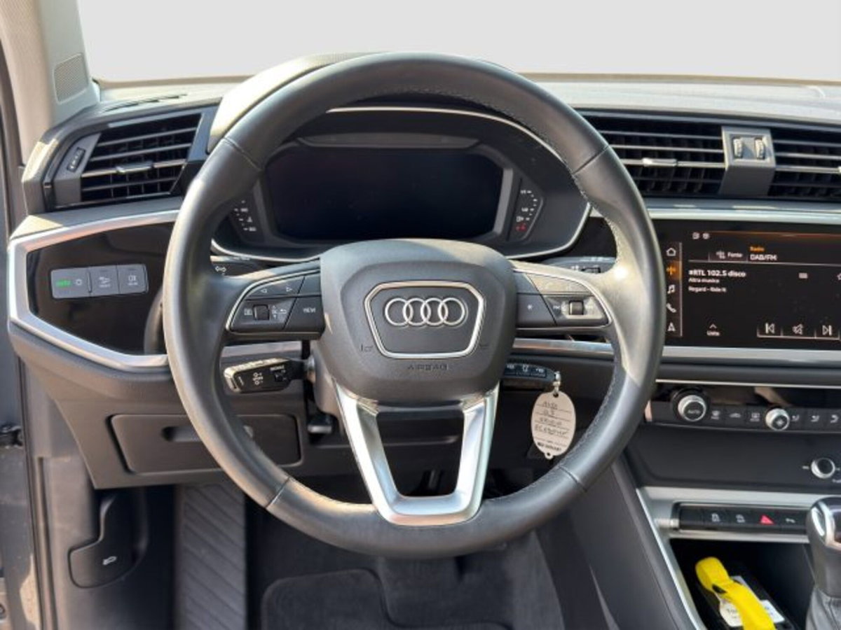 Audi Q3 35 TDI quattro S tronic Business Advanced (12)