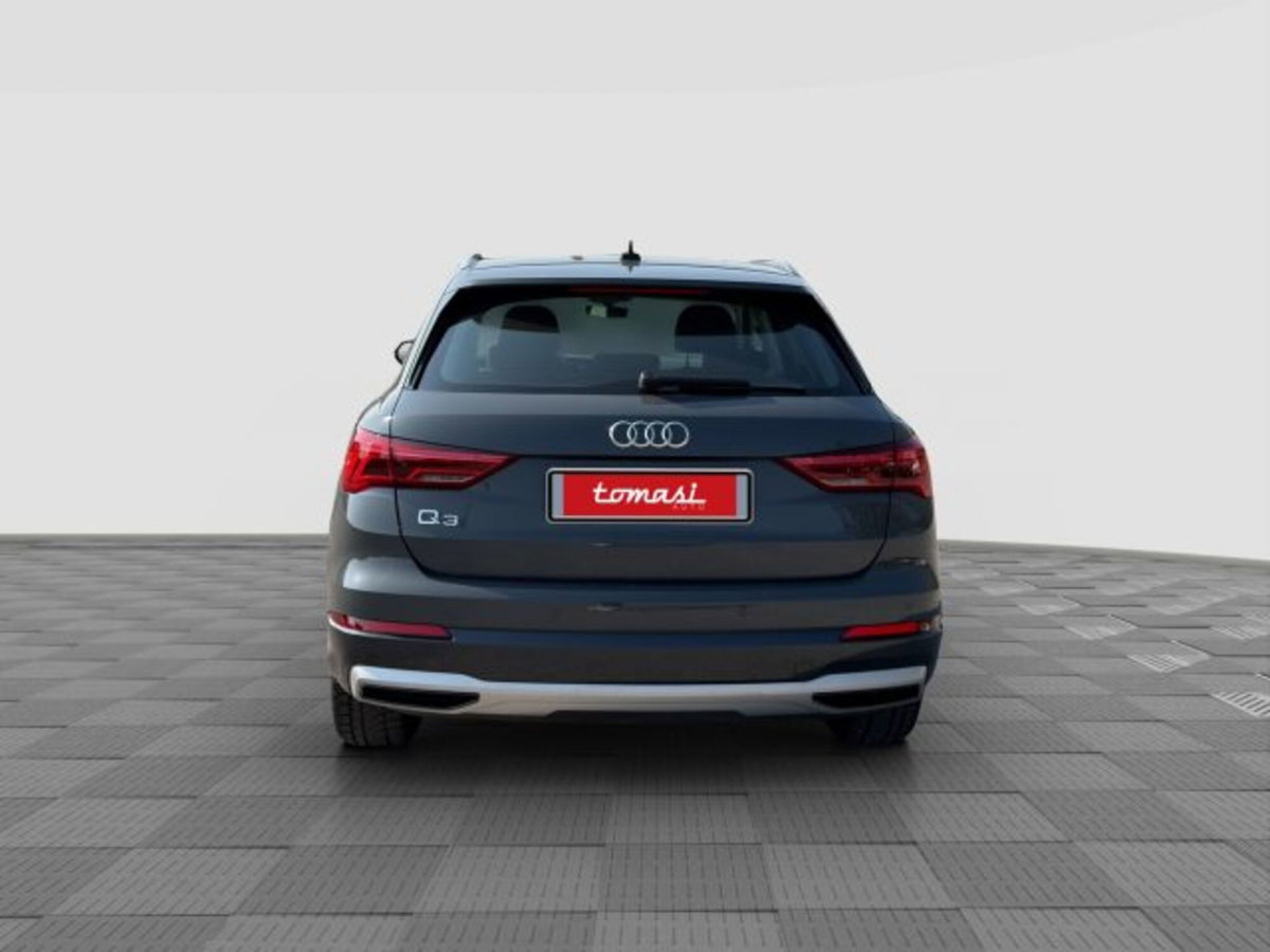 Audi Q3 35 TDI quattro S tronic Business Advanced (4)