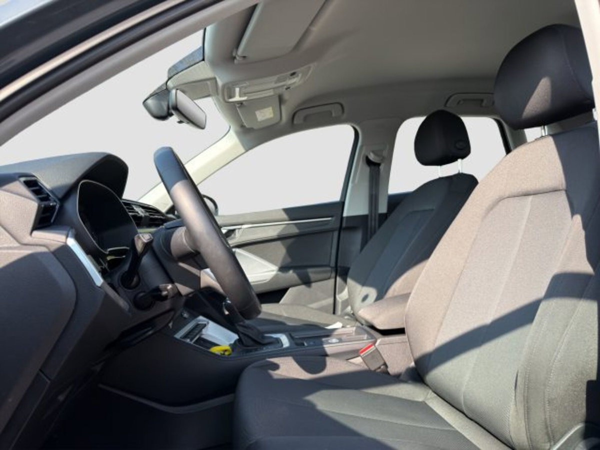 Audi Q3 35 TDI quattro S tronic Business Advanced (9)