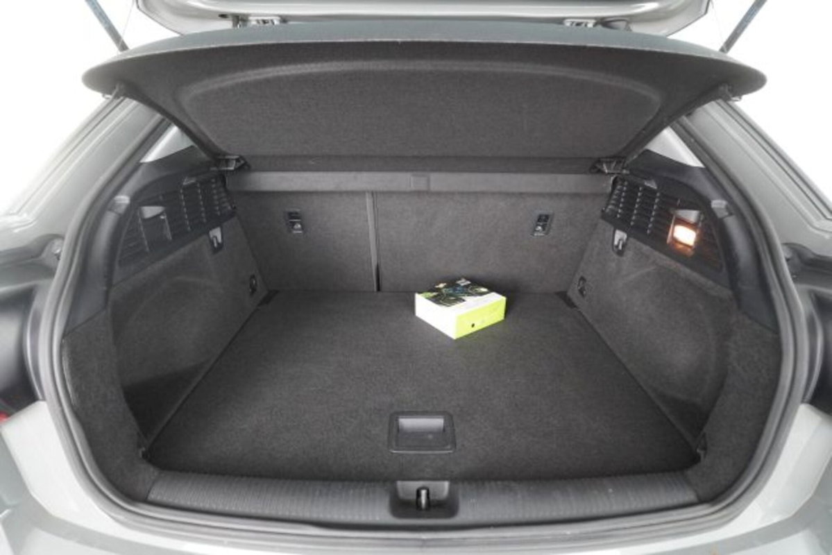 Audi Q2 Q2 30 TDI Business (14)