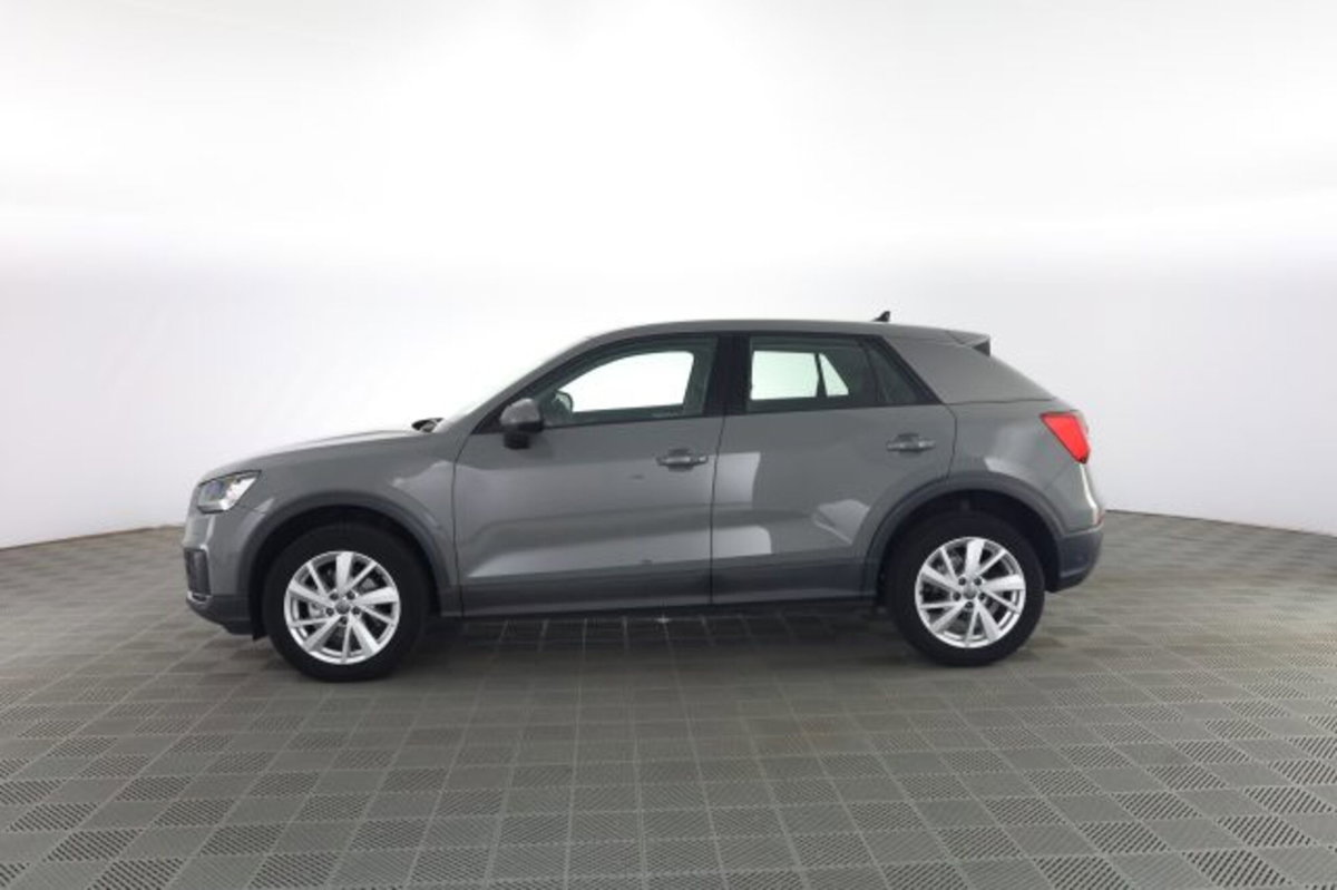 Audi Q2 Q2 30 TDI Business (7)