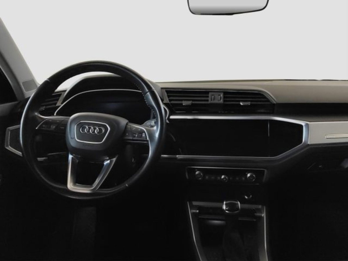 Audi Q3 35 TFSI S tronic Business (11)