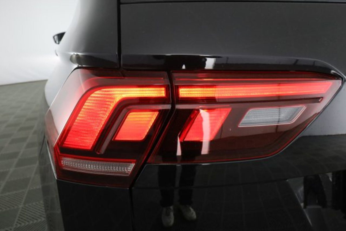 Volkswagen Tiguan 2.0 TDI 150 CV SCR DSG 4MOTION Life (10)