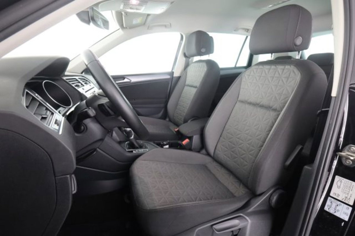Volkswagen Tiguan 2.0 TDI 150 CV SCR DSG 4MOTION Life (2)
