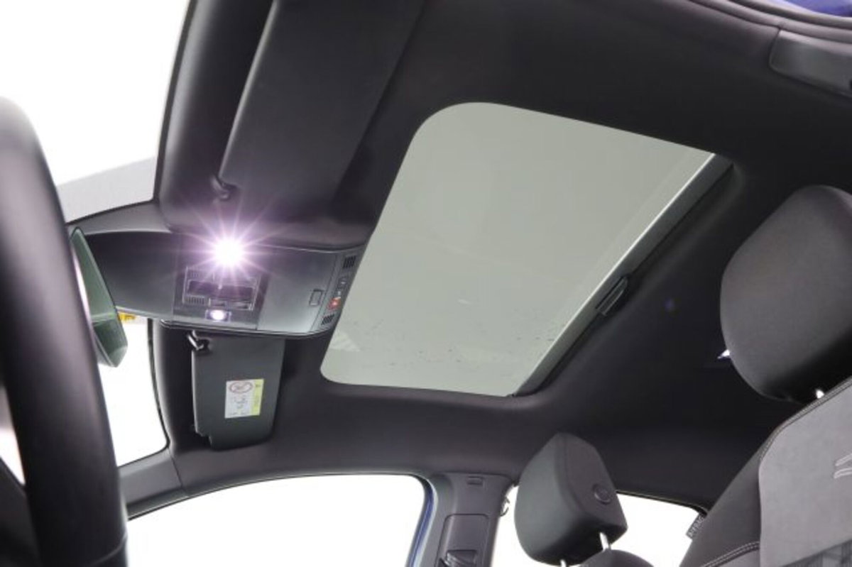 Volkswagen Taigo 1.0 TSI 110 CV DSG R-Line (13)