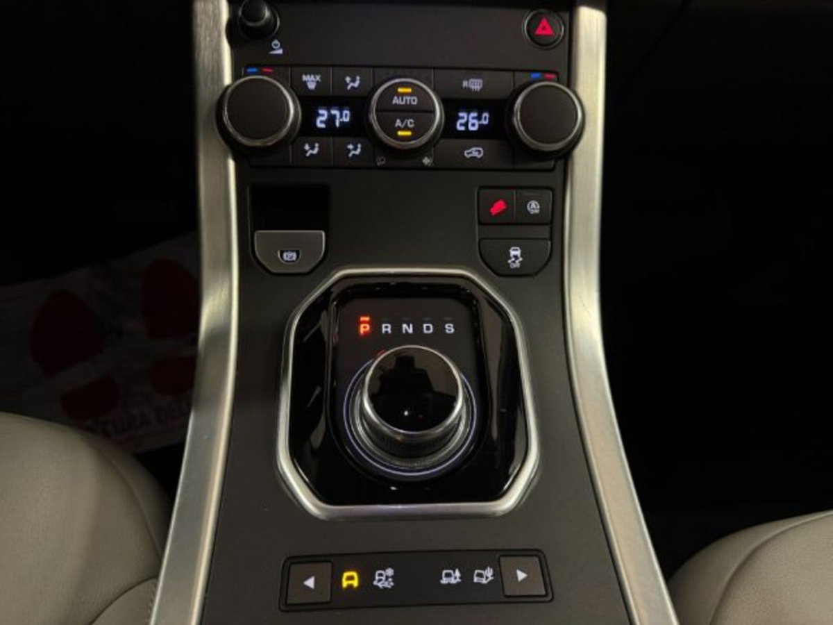 Land Rover Range Rover Evoque 2.0D I4 180 CV AWD Auto HSE (14)
