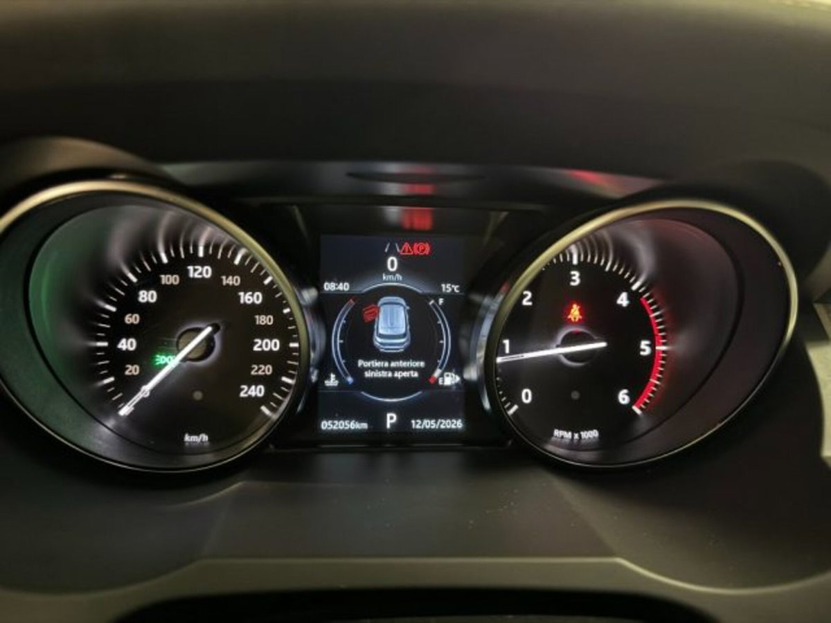 Land Rover Range Rover Evoque 2.0D I4 180 CV AWD Auto HSE (18)