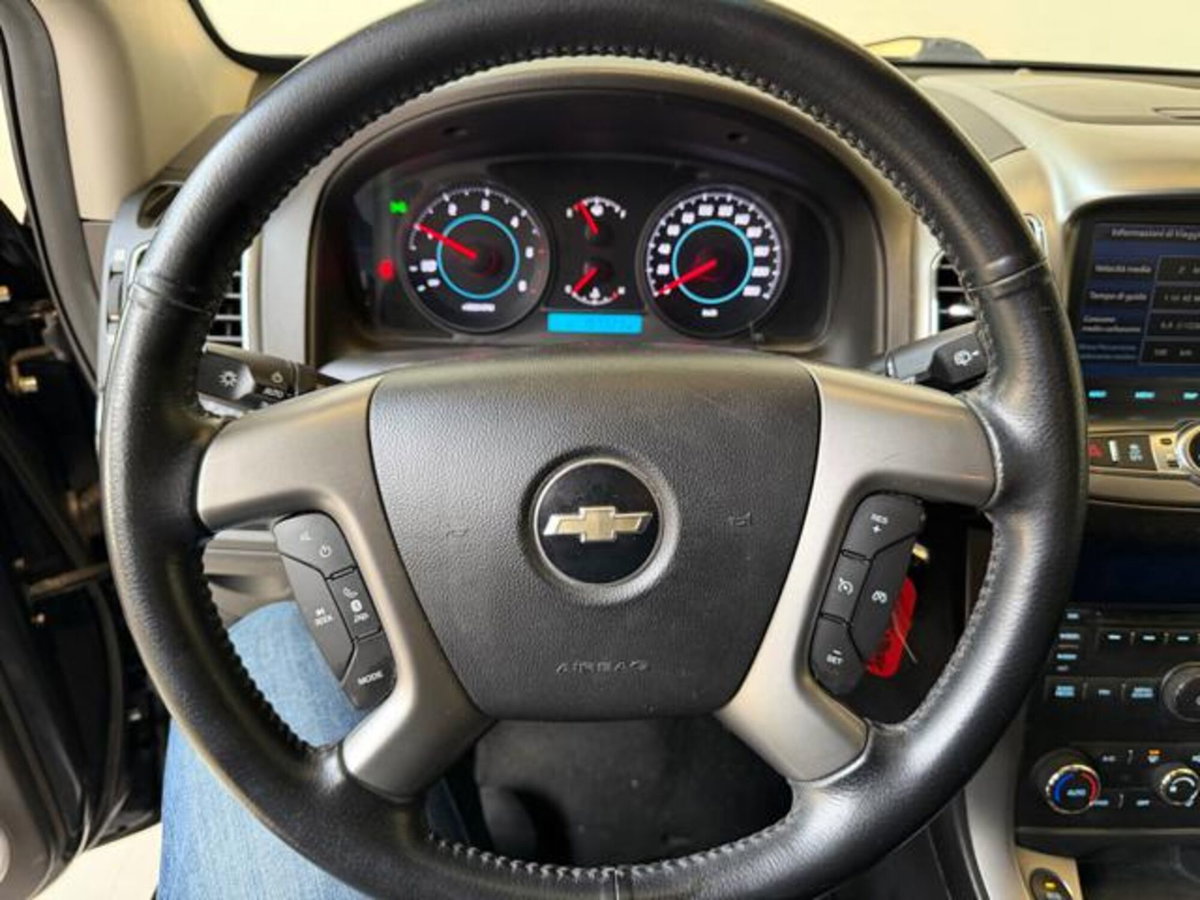Chevrolet Captiva 2.2 VCDi 163CV 2WD LT (11)