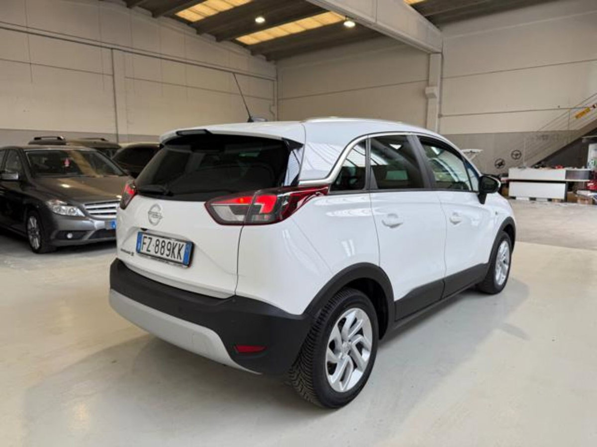 Opel Crossland X 1.2 12V Innovation (5)