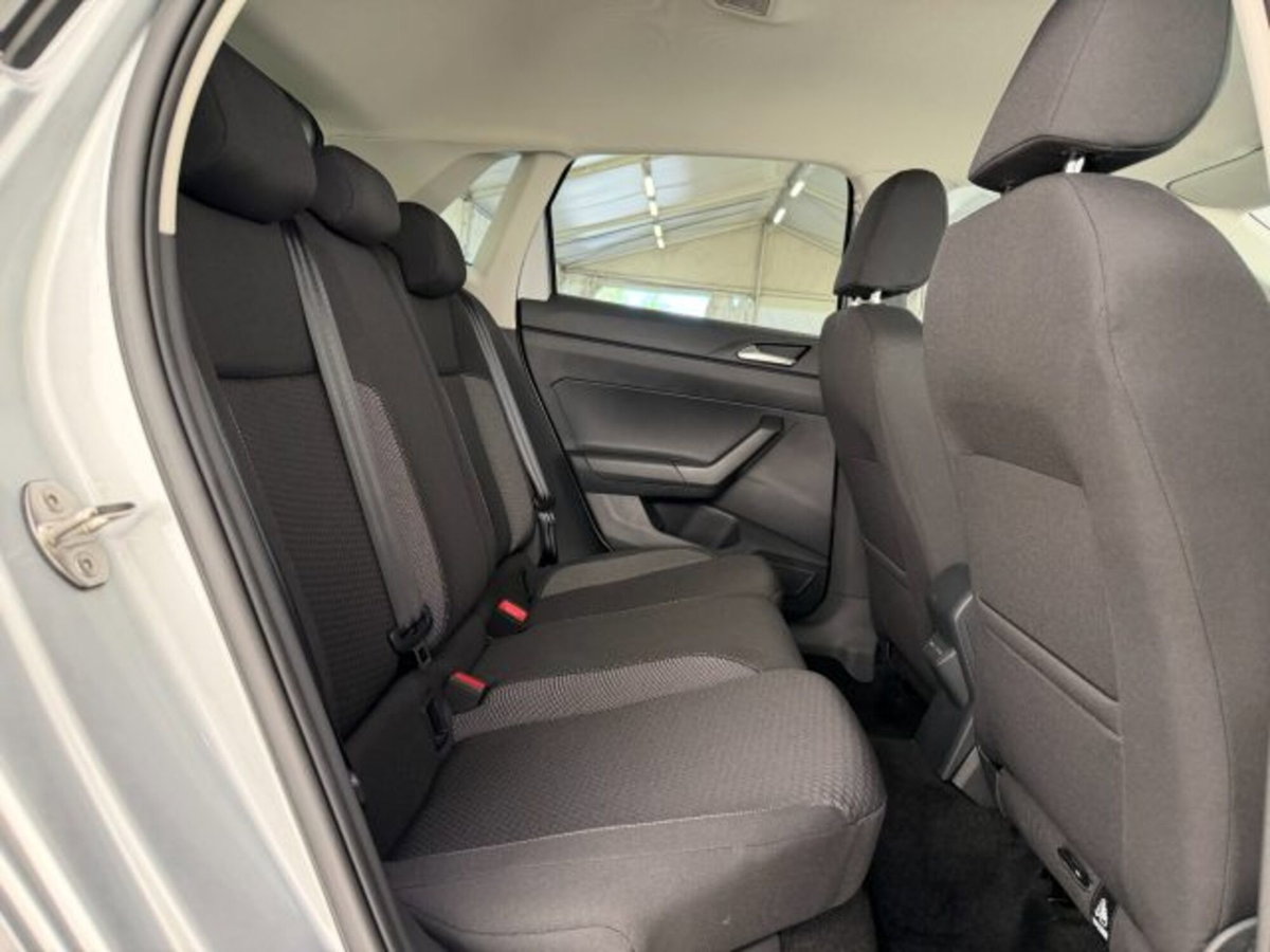Volkswagen Polo 1.0 tsi Edition 95cv (10)