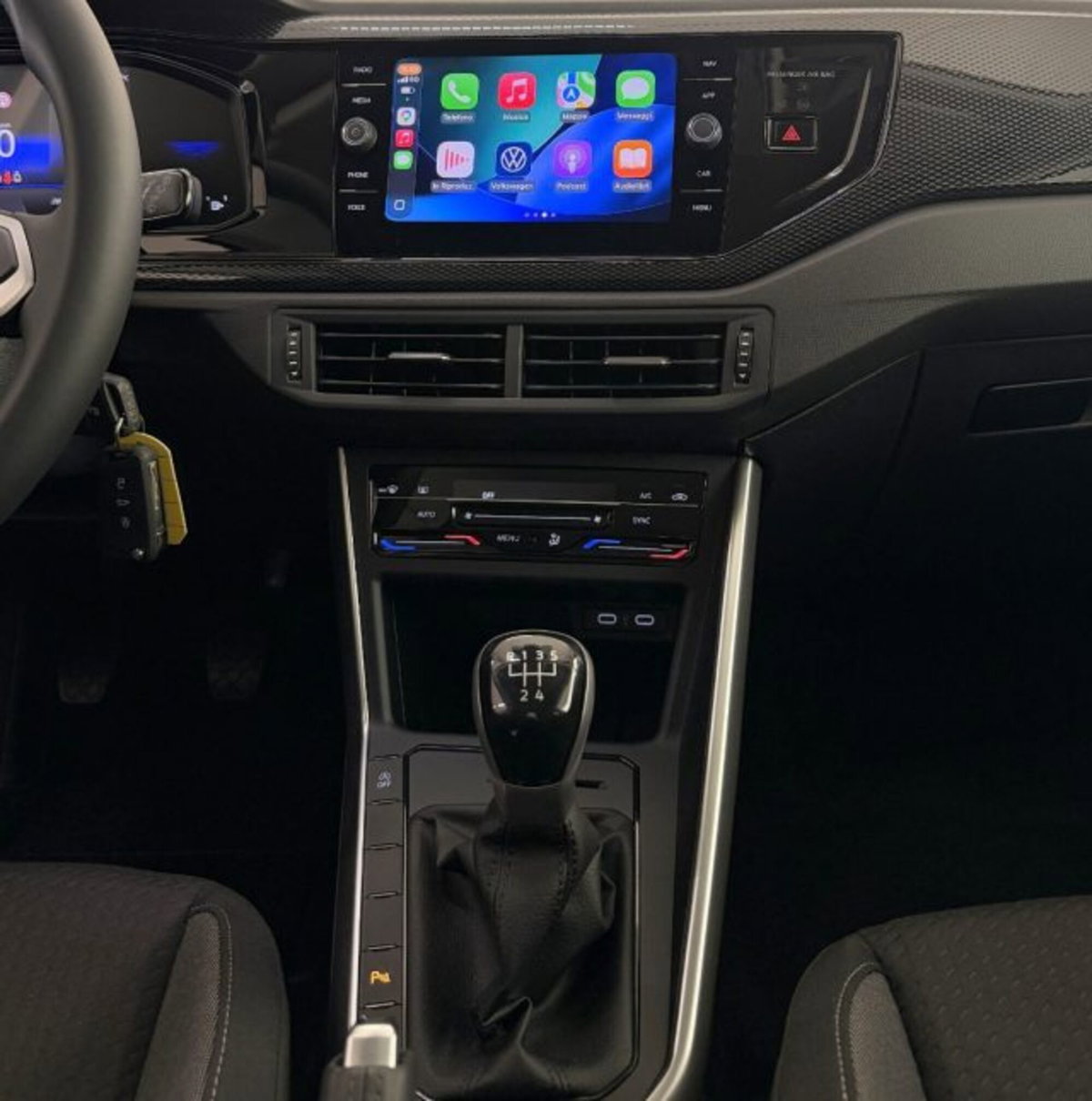 Volkswagen Polo 1.0 tsi Edition 95cv (13)
