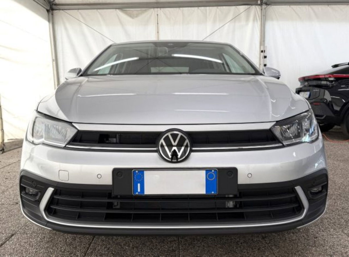 Volkswagen Polo 1.0 tsi Edition 95cv (2)