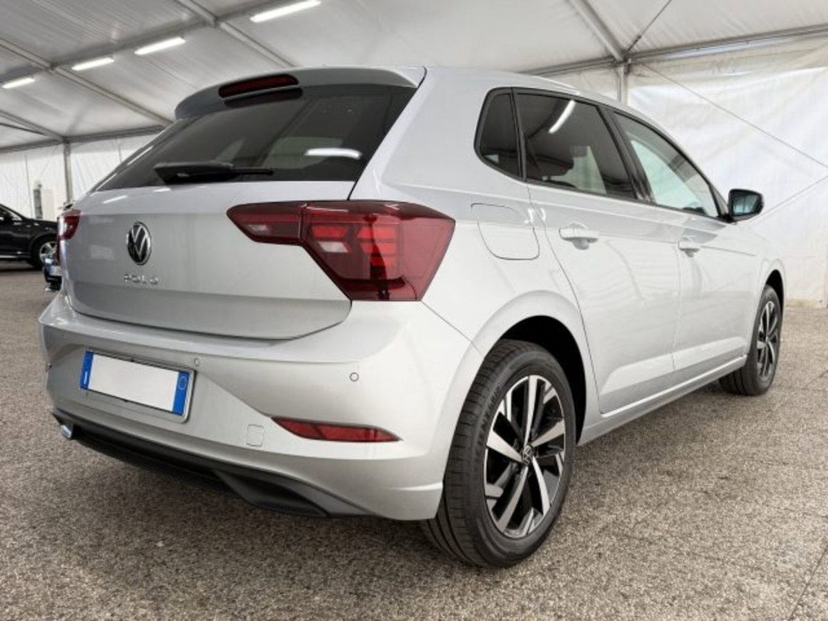 Volkswagen Polo 1.0 tsi Edition 95cv (6)