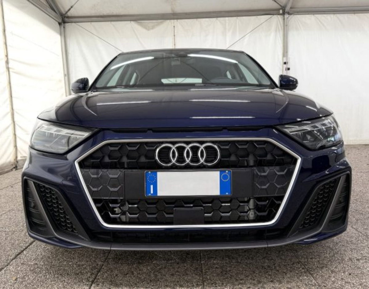 Audi A1 Sportback 30 TFSI S tronic Identity Black (2)