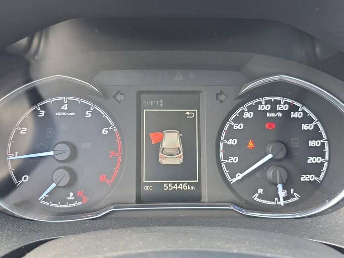 Toyota Yaris 1.0 5 porte Active (11)