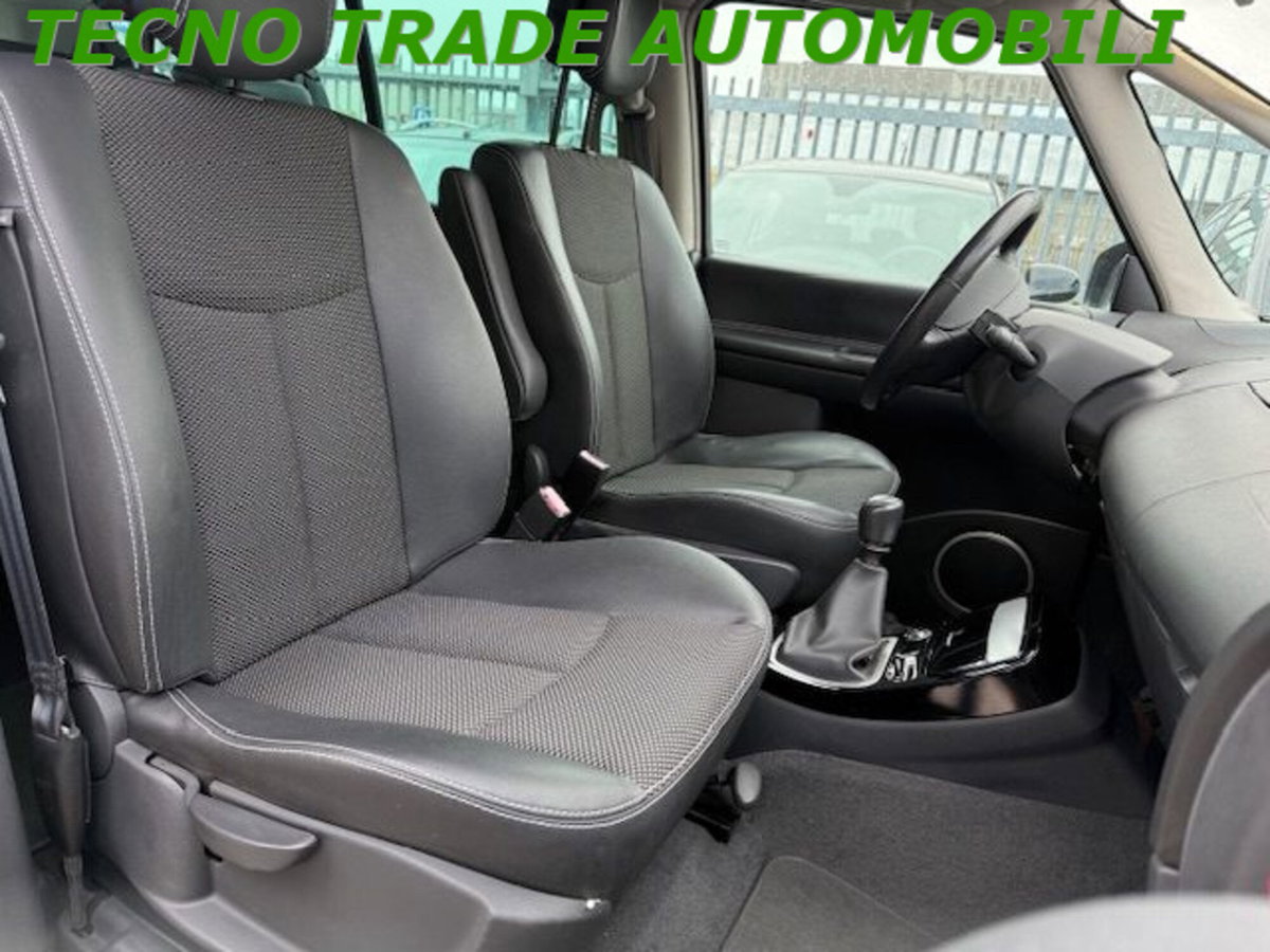Renault Grand Espace 2.0 dCi 175CV Initiale (6)