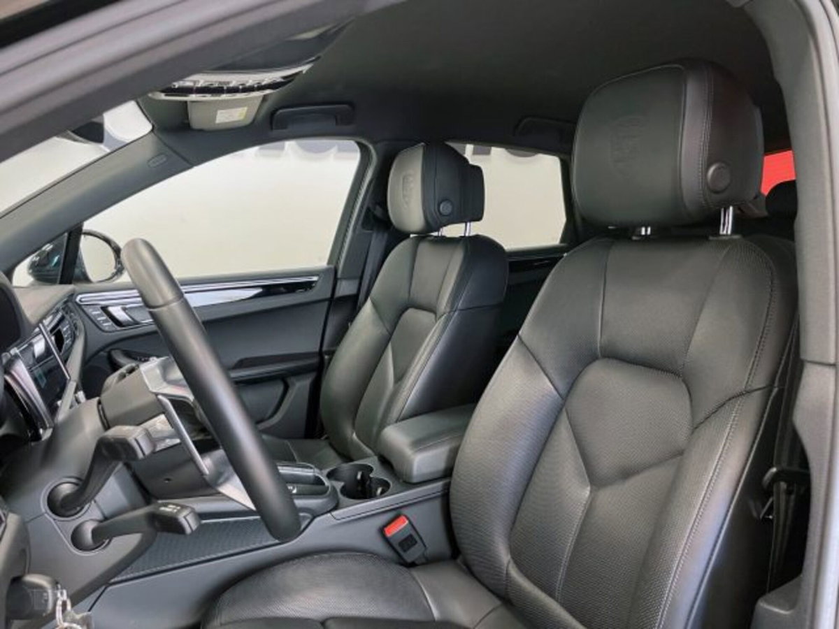 Porsche Macan S (17)