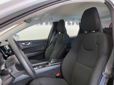 Volvo XC60 B4 Geartronic Momentum (17)
