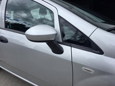 Fiat Punto 1.4 8V 5 porte Natural Power Street (20)