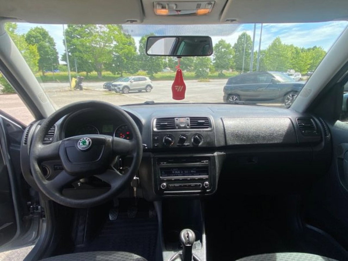 Skoda Roomster TSI 86CV Style (10)