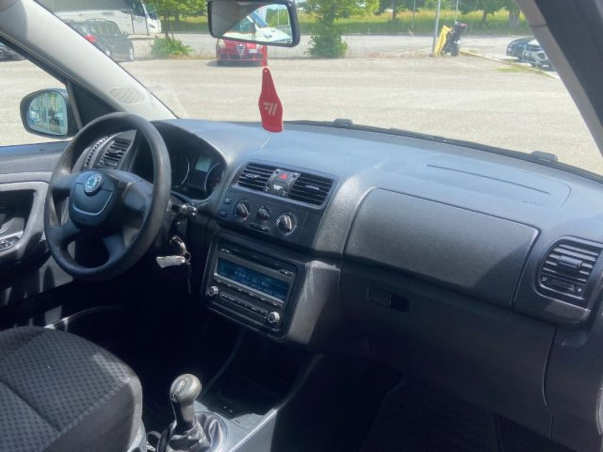 Skoda Roomster TSI 86CV Style (13)